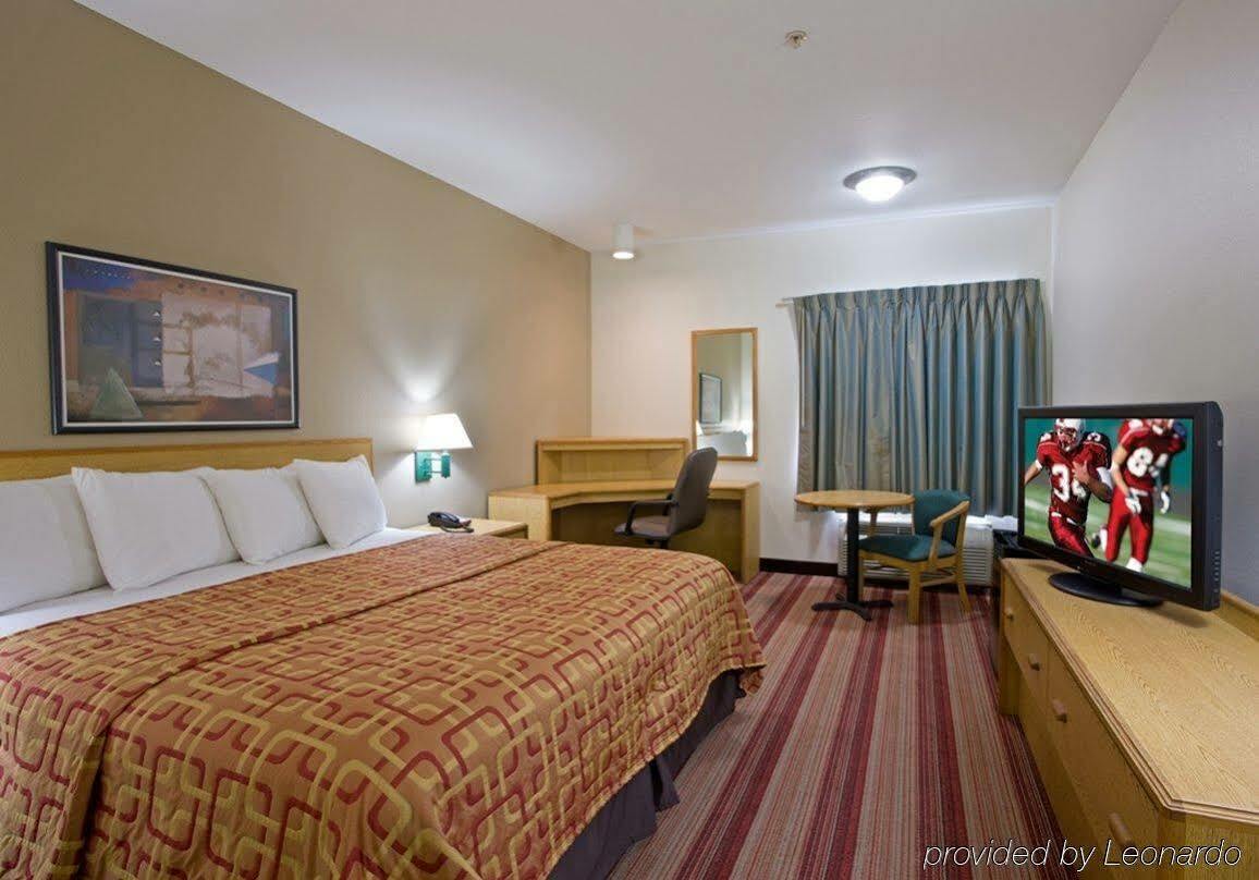 Red Roof Inn Plus+ Tempe - Phoenix Airport Zewnętrze zdjęcie